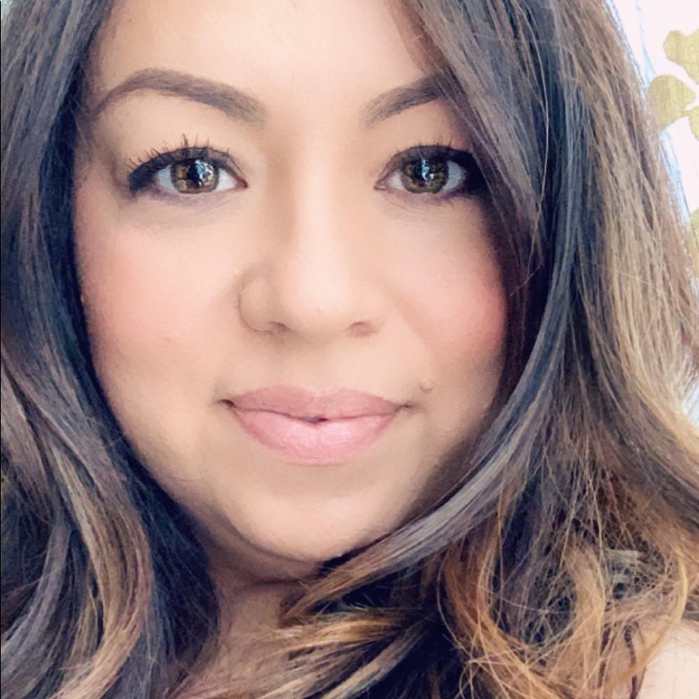 Meet your Posher, Marivel